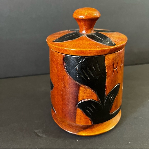 Vintage Wooden Hand Carved Decorated Lidded Trinket Box / Coaster Holder Haiti - Picture 4 of 9